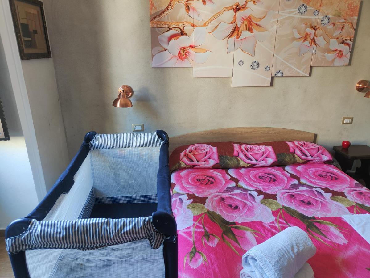 Ferienwohnung Pantaleone Holiday House Catania Exterior foto